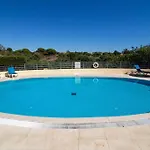 Corcovada - Pool View & Location & Διαμέρισμα Αλμπουφέιρα